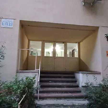 Arcom Apartment